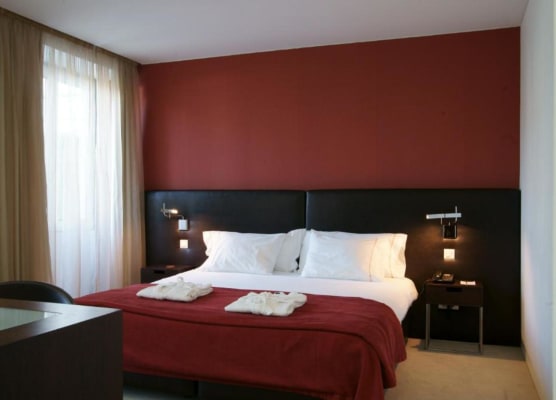 Hotel Jeronimos 8 1