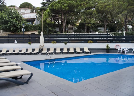 Summer Hotel 1
