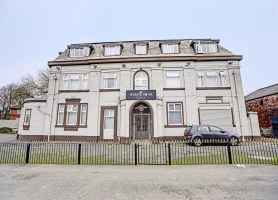 Weaste Hotel, West Manchester 1