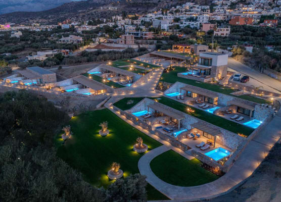 Deos Luxury Suites - Adults Only 1