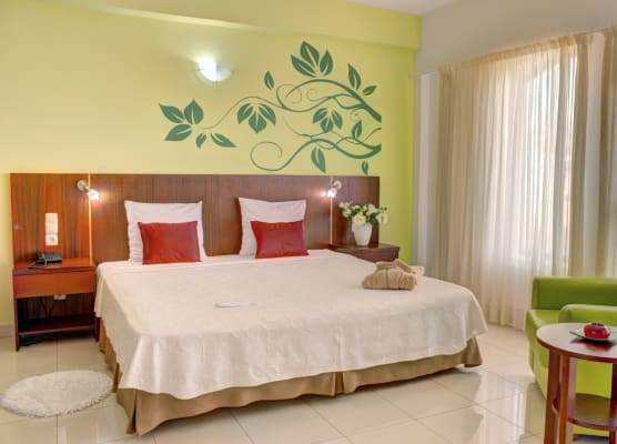 Hotel LIVVO Don Paco 1