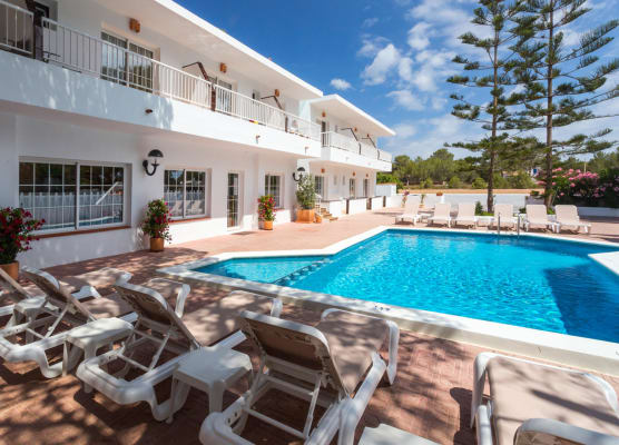 Hostal Es Pi - Emar Hotels 1