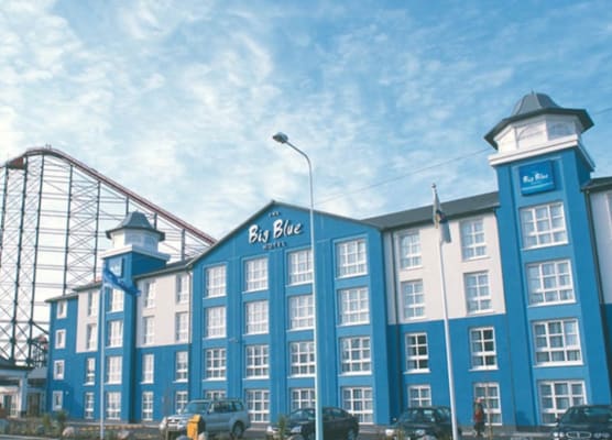 The Big Blue Hotel - Blackpool Pleasure Beach 1