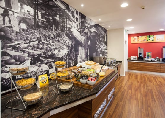 Holiday Inn Express LEICESTER CITY by IHG 1
