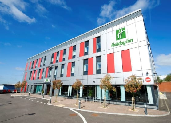 Holiday Inn LONDON - LUTON AIRPORT by IHG 1