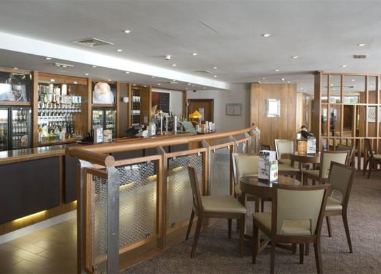 Holiday Inn LONDON - SHEPPERTON by IHG 1