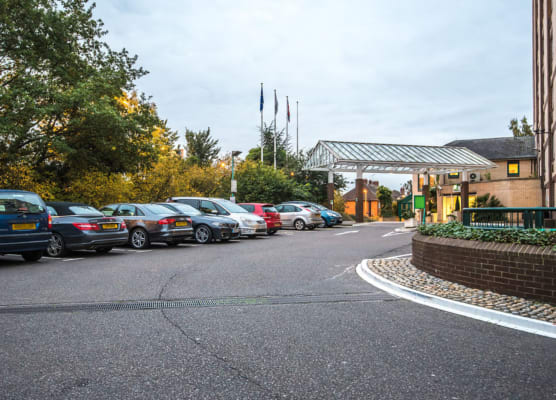 Holiday Inn SLOUGH - WINDSOR by IHG 1