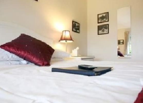 The Blue Boar - Historic Country Inn near Stratford-upon-Avon 1