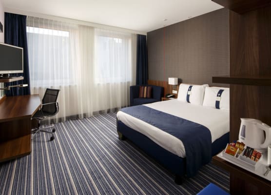 Holiday Inn Express ROTTERDAM - CENTRAL STATION by IHG 1