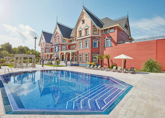 PortAventura Hotel Lucy's Mansion 5* - Includes unlimited access & Express wristband to PortAventura Park & Ferrari Land 1