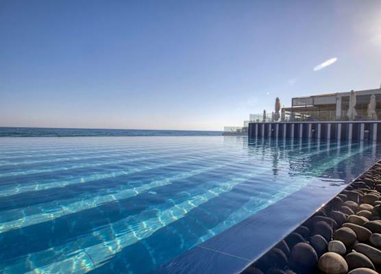 I Resort Beach Hotel & Spa 1