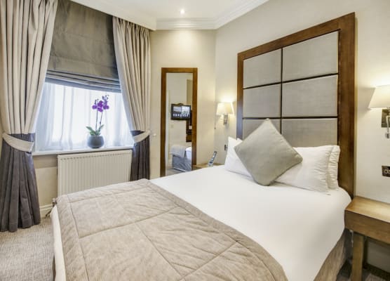 Gem Langham Court Hotel 1