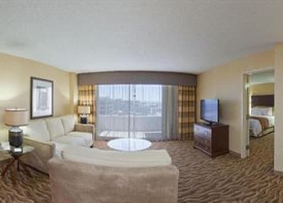 Crowne Plaza DALLAS DOWNTOWN by IHG 1