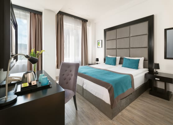 Arcadia Hotel Budapest 1
