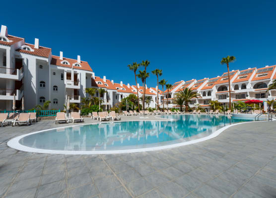 Paradise Park Fun Lifestyle Hotel 1