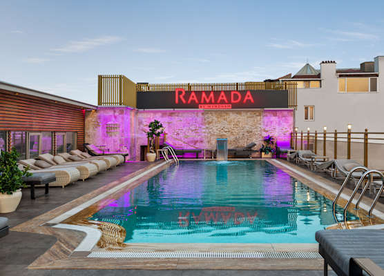 Ramada By Wyndham Istanbul Pera 1