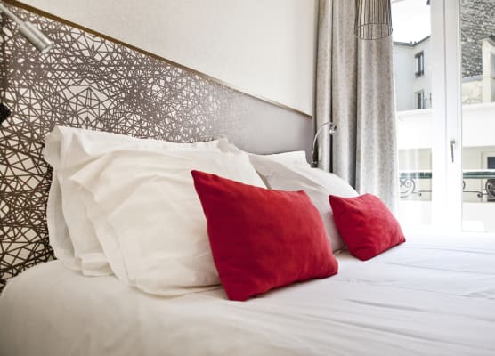 Hôtel Eiffel Segur 1