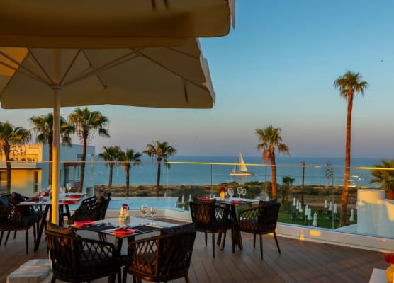 Leonardo Crystal Cove Hotel & Spa – Adults only 1