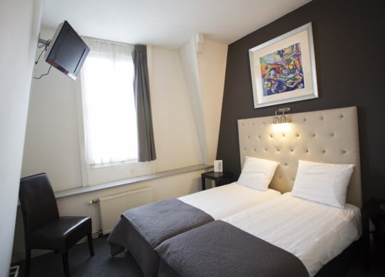 Quentin Canal House Hotel 1