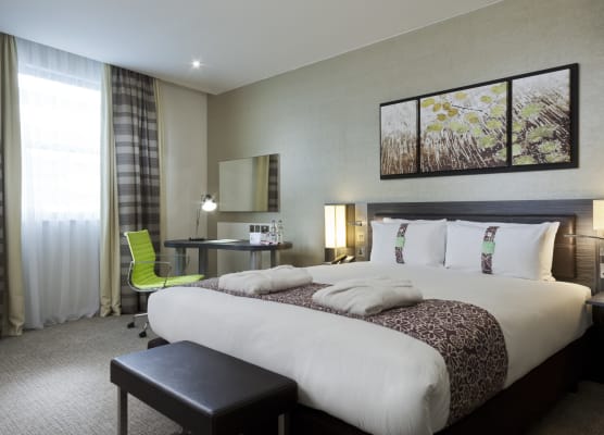 Holiday Inn LONDON - WHITECHAPEL by IHG 1