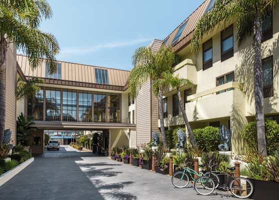 RIU Plaza Fisherman's Wharf 1