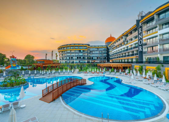 Arnor De Luxe Hotel & Spa 1