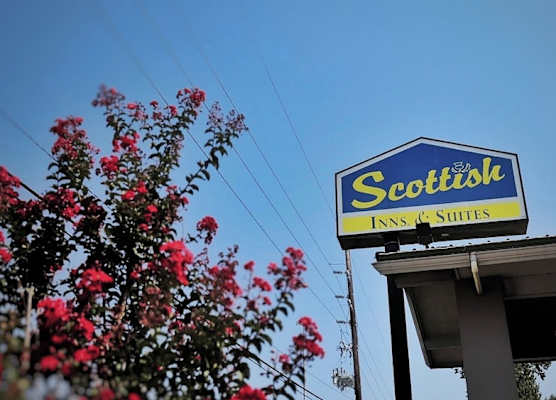 Scottish Inns & Suites Shenandoah Woodlands Mall 1