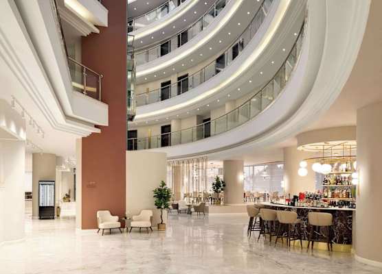 Ramada by Wyndham Bucharest Otopeni Airport 1