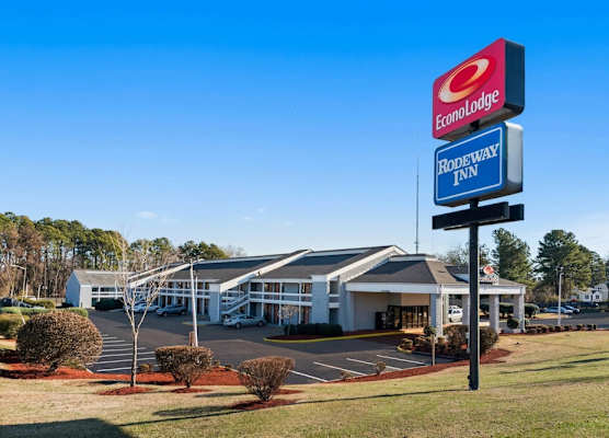 Econo Lodge 1