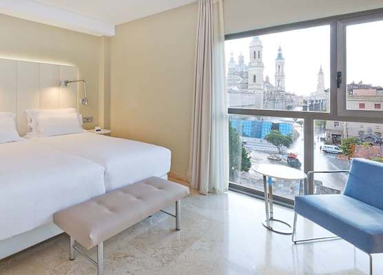 NH Ciudad de Zaragoza 1