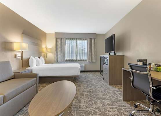 Best Western Kettleman City Inn & Suites 1
