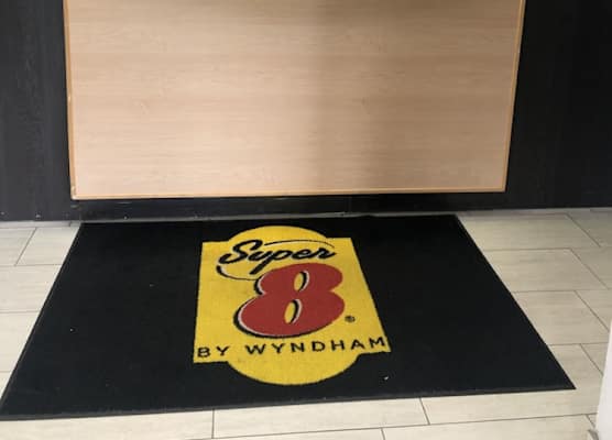 Super 8 by Wyndham Plover Stevens Point Area 1