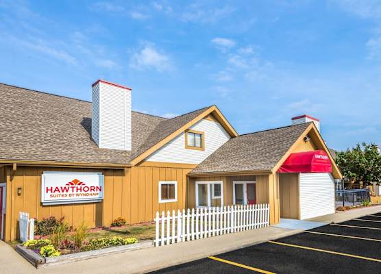 Hawthorn Extended Stay by Wyndham Dayton 1
