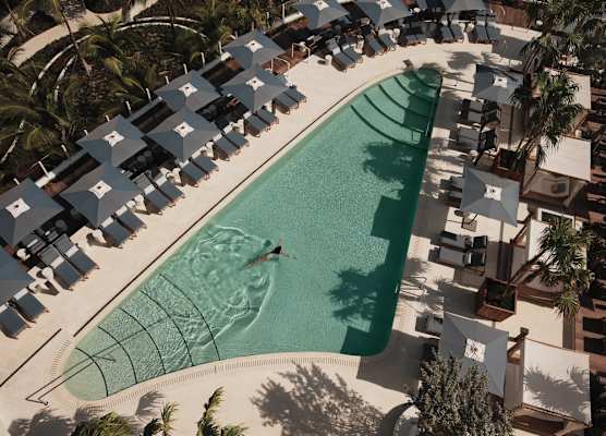 Four Seasons Hotel and Residences Fort Lauderdale 1