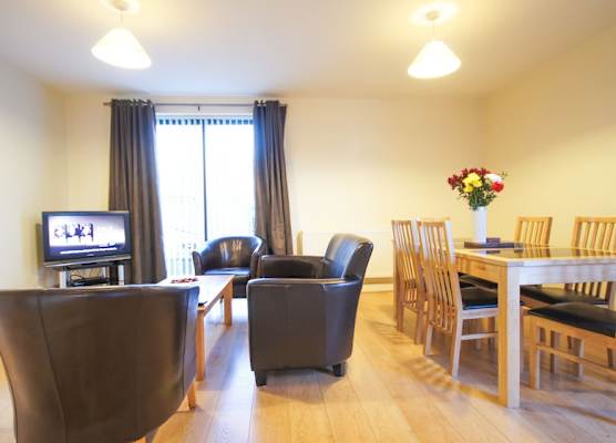 Crompton Court Apartments 1