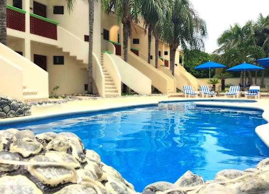 Villas Coco Resort - All Suites 1