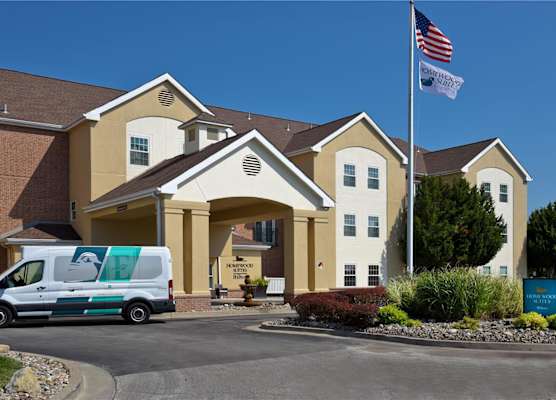 Homewood Suites by Hilton Kansas City-Airport 1