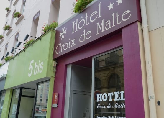Hôtel de La Croix de Malte 1