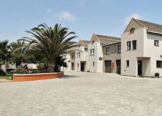 Lagoon Chalets 1