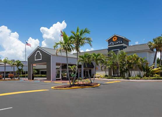 La Quinta Inn by Wyndham Cocoa Beach-Port Canaveral 1