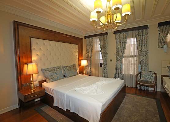 Mezzo Hotel 1