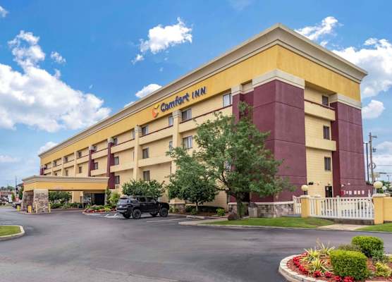 Comfort Inn Tulsa Midtown 1