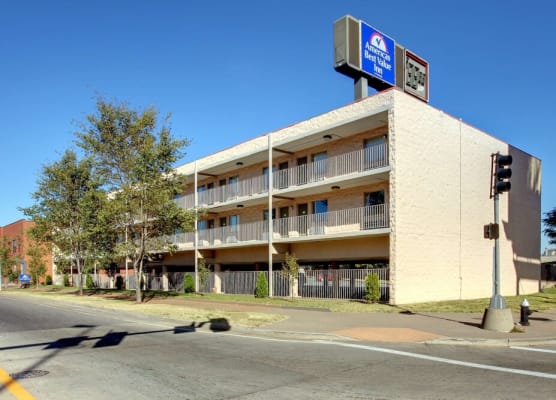 Americas Best Value Inn St. Louis Downtown 1