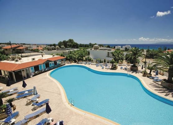 Coliseum Studios & Apartments 1