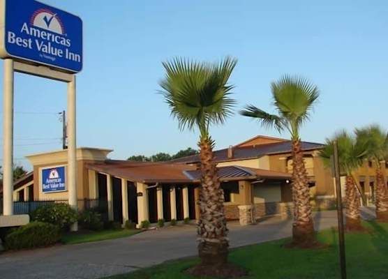 Americas Best Value Inn Angleton 1