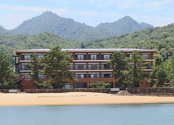 Miyajima Seaside Hotel 1