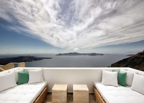 Allure Suites 1