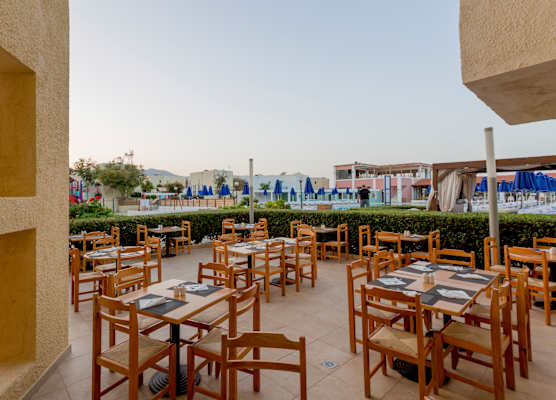 Dessole Dolphin Bay Resort 1