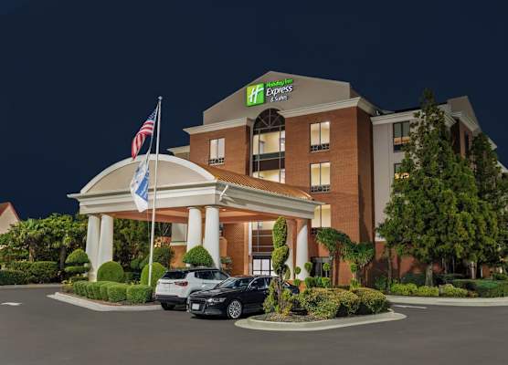 Holiday Inn Express & Suites MCDONOUGH by IHG 1