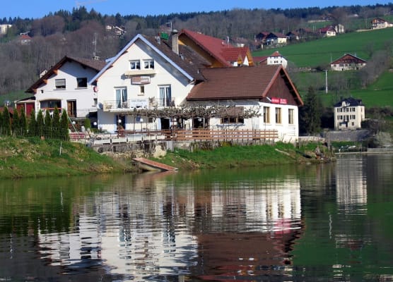 Hotel Restaurant Les Cygnes 1
